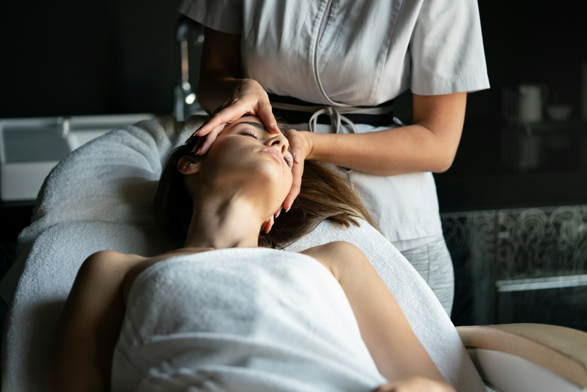 5 Segreti per Far Crescere i Capelli 3 Volte Più Velocemente (La Scienza Conferma)